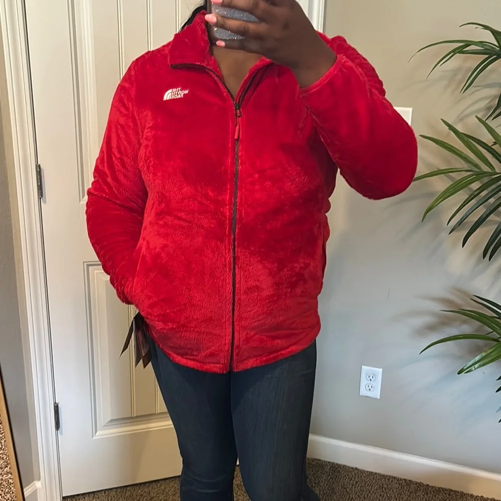 Women's Red NorthFace Jacket - Picture 2 of 2